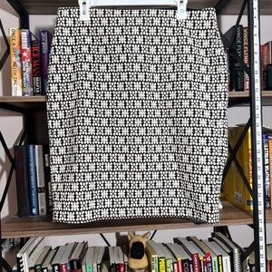 Blank and White Banana Republic Pencil Skirt